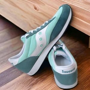 Saucony Original Style Sneakers